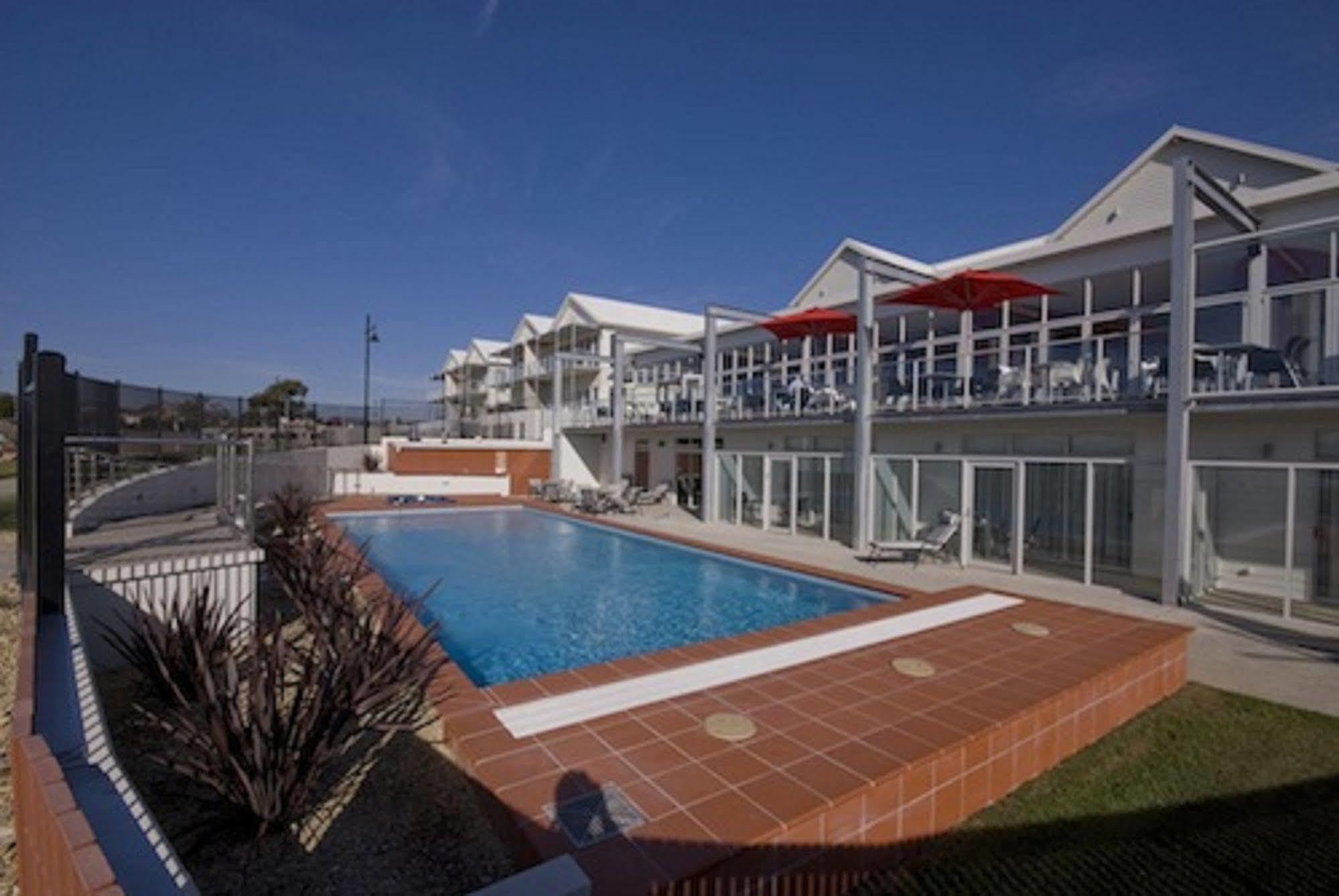 York Cove Hotel George Town Exterior photo